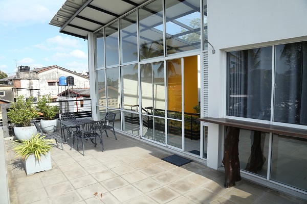 balcony space in colombo